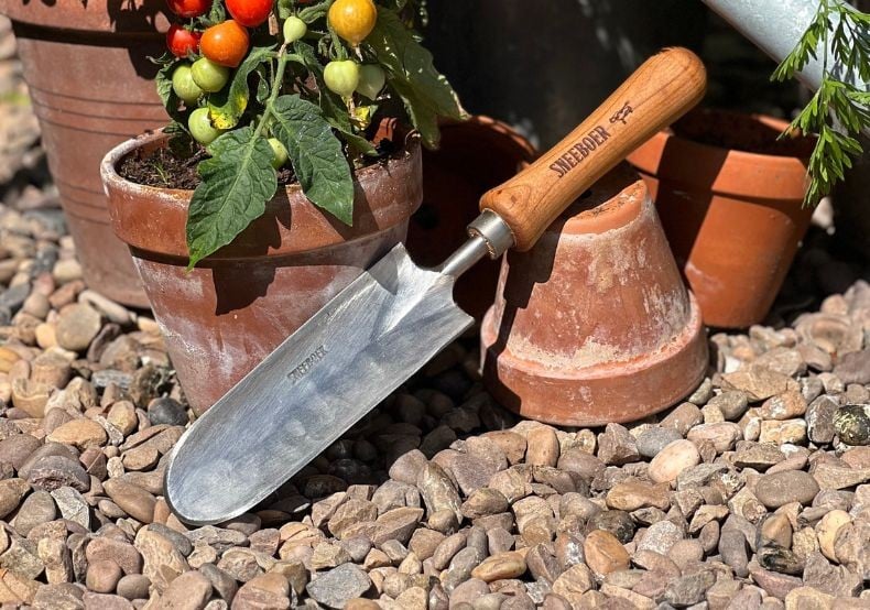 Garden Trowels Garden Trowels