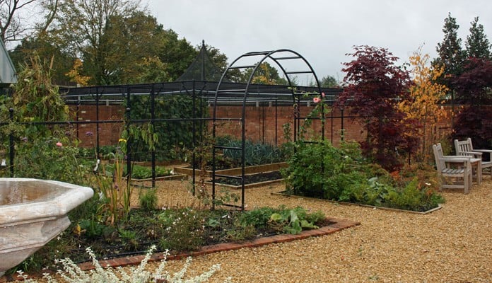 Fruit Cage Steel Peak for Brassicas and Arch Fence System 1