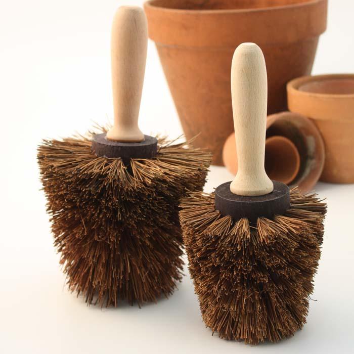 Pot Brush Harrod Horticultural (UK)