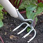 Sneeboer Narrow Long Handled Rake