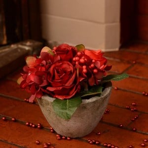 Mixed Red Flower Table Arrangement By Sia