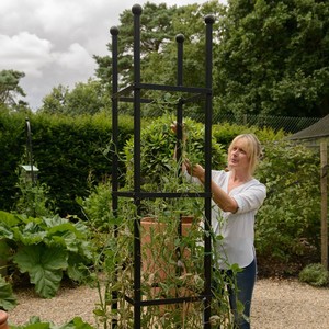 Steel Square Obelisk