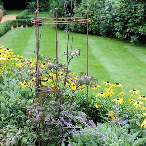 Harrod Tall Circular Plant Support Rust