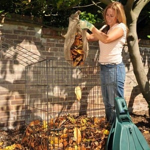 Wire Leaf Composter