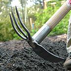 Sneeboer Long Handled Fork and Mattock Sneeboer Long Handled Fork and Mattock