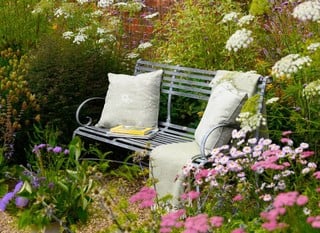 Benches &amp; Sofas