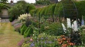 An afternoon at the Bishop's Garden, Norwich