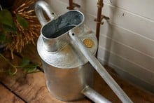 Haws Warley Fall Galvanised Watering Can (9 Litre)