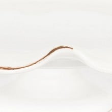 Claudia Wavy Cake Stand - White