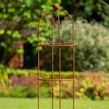 Harrod Round Wire Obelisks - Ground Inserted Version