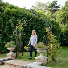 Ogee Half Lattice Superior Garden Arch