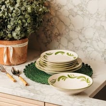 Scalloped Abaca Placemat - Juniper
