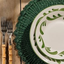 Scalloped Abaca Placemat - Juniper