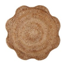 Scalloped Rattan Placemat - Natural