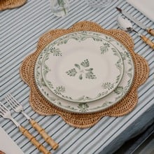 Scalloped Rattan Placemat - Natural