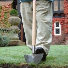 Sneeboer Lawn Edger