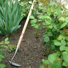 Sneeboer Long Handled Half Moon Hoe