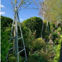 Steel Pyramid Obelisk - Lichen Green