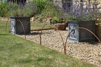 Harrod Border Hoops (Rust) Harrod Border Hoops (Rust)