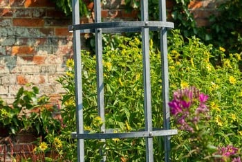 Southwold Round Steel Obelisk