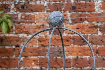 Southwold Wire Round Obelisk Southwold Wire Round Obelisk