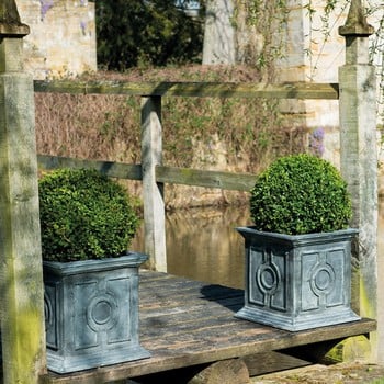 Belgian Circle Steel Planters