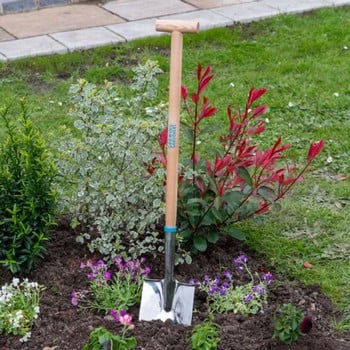 Children's Garden Spade - Growing Gardeners Range by Burgon & Ball Children's Garden Spade - Growing Gardeners Range by Burgon & Ball