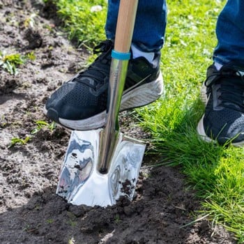 Children's Garden Spade - Growing Gardeners Range by Burgon & Ball Children's Garden Spade - Growing Gardeners Range by Burgon & Ball