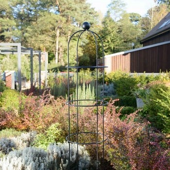 Harrod Round Wire Obelisks - Ground Inserted Version