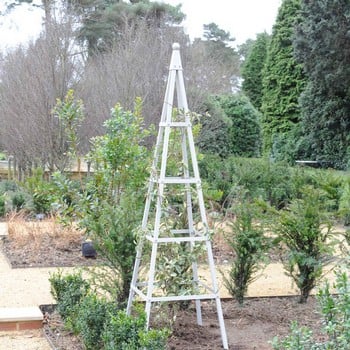 Harrod Steel Pyramid Obelisks - Silk Grey