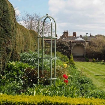 Harrod Steel Round Obelisks - Lichen Green