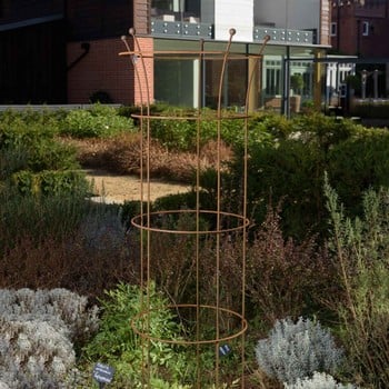 Harrod Trumpet Wire Obelisks