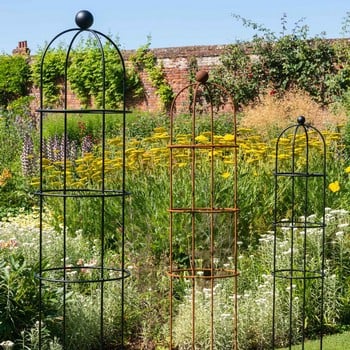 Harrod Vintage Round Wire Obelisks