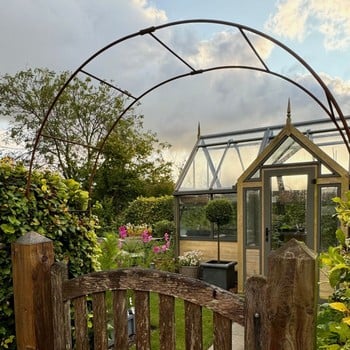 Harrod Vintage Wire Arch - Natural Rust
