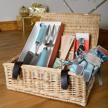 Gardening set best sale gift