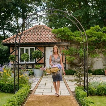 Roman Half Lattice Standard Garden Arch