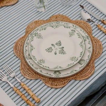 Scalloped Rattan Placemat - Natural