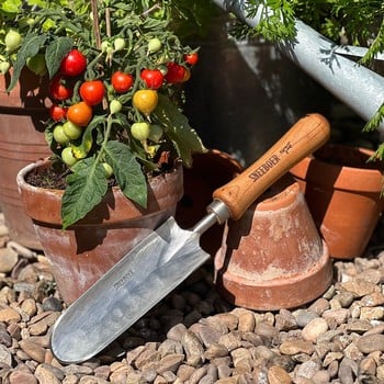 Sneeboer Great Dixter Trowel - Cherry Handle
