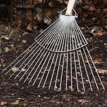 Sneeboer Leaf Rakes