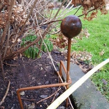 Wrought Iron Hose Guide with 50mm ball