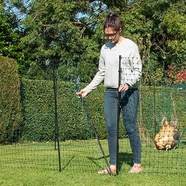 Flexible Chicken Fencing with Gate