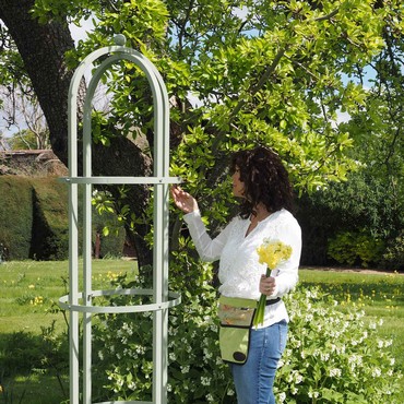 Harrod Grand Round Obelisk - Lichen Green Harrod Grand Round Obelisk - Lichen Green