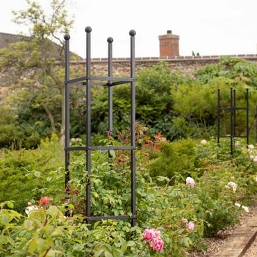 Harrod Steel Square Obelisks