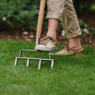 Kent &amp; Stowe Lawn Aerator (4 prong)