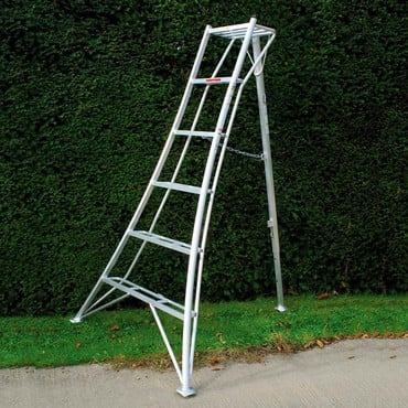 Niwaki Tripod Ladder