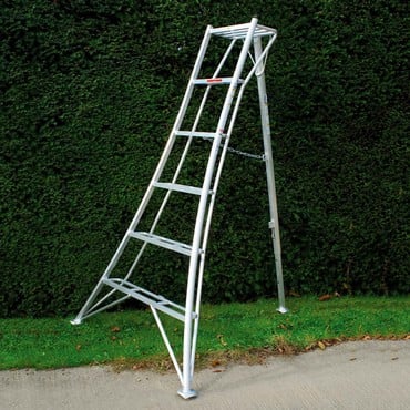 Niwaki Tripod Ladder