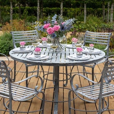 Southwold Round Dining Table 1.3m Southwold Round Dining Table 1.3m