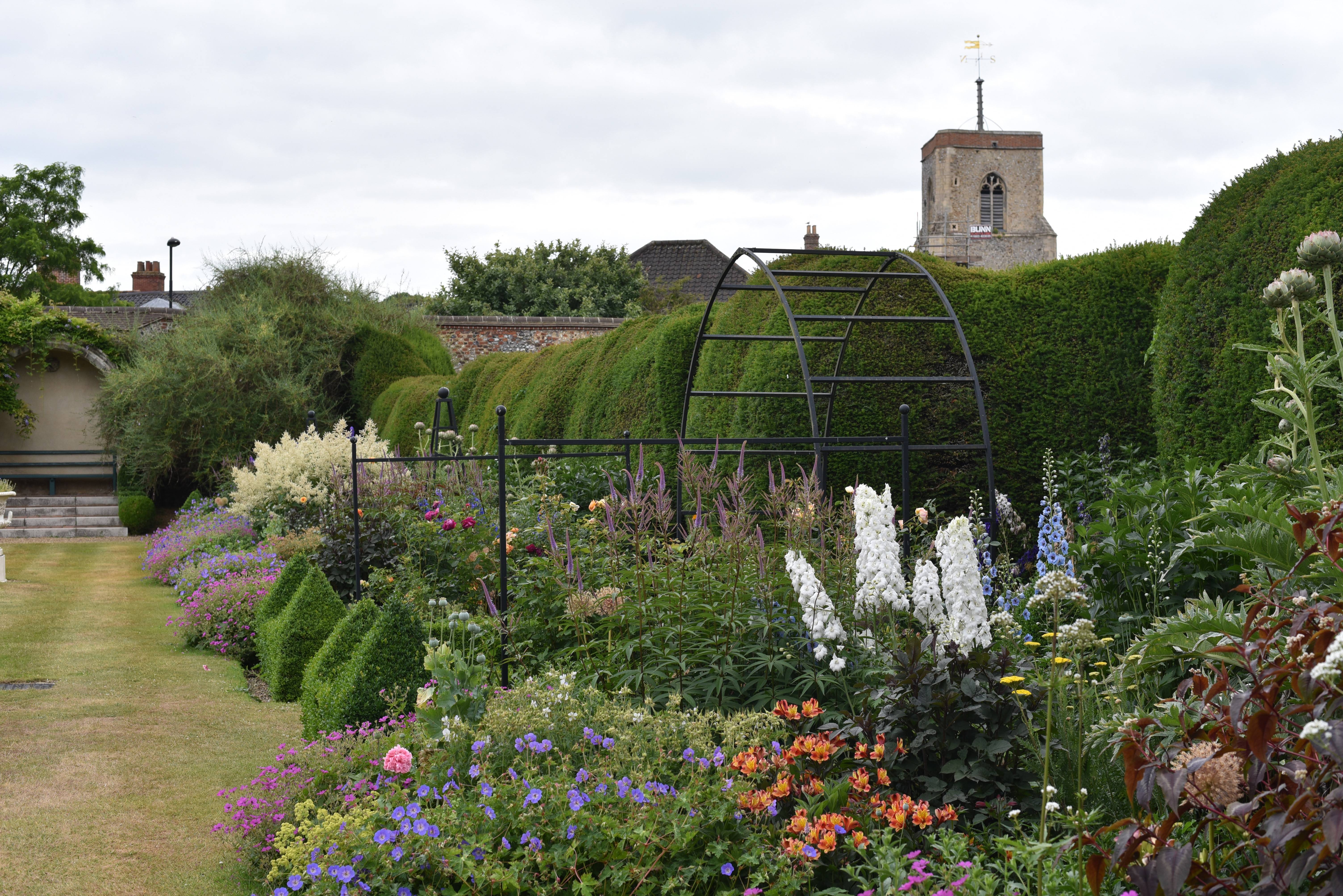 Bishops Garden Side Shot