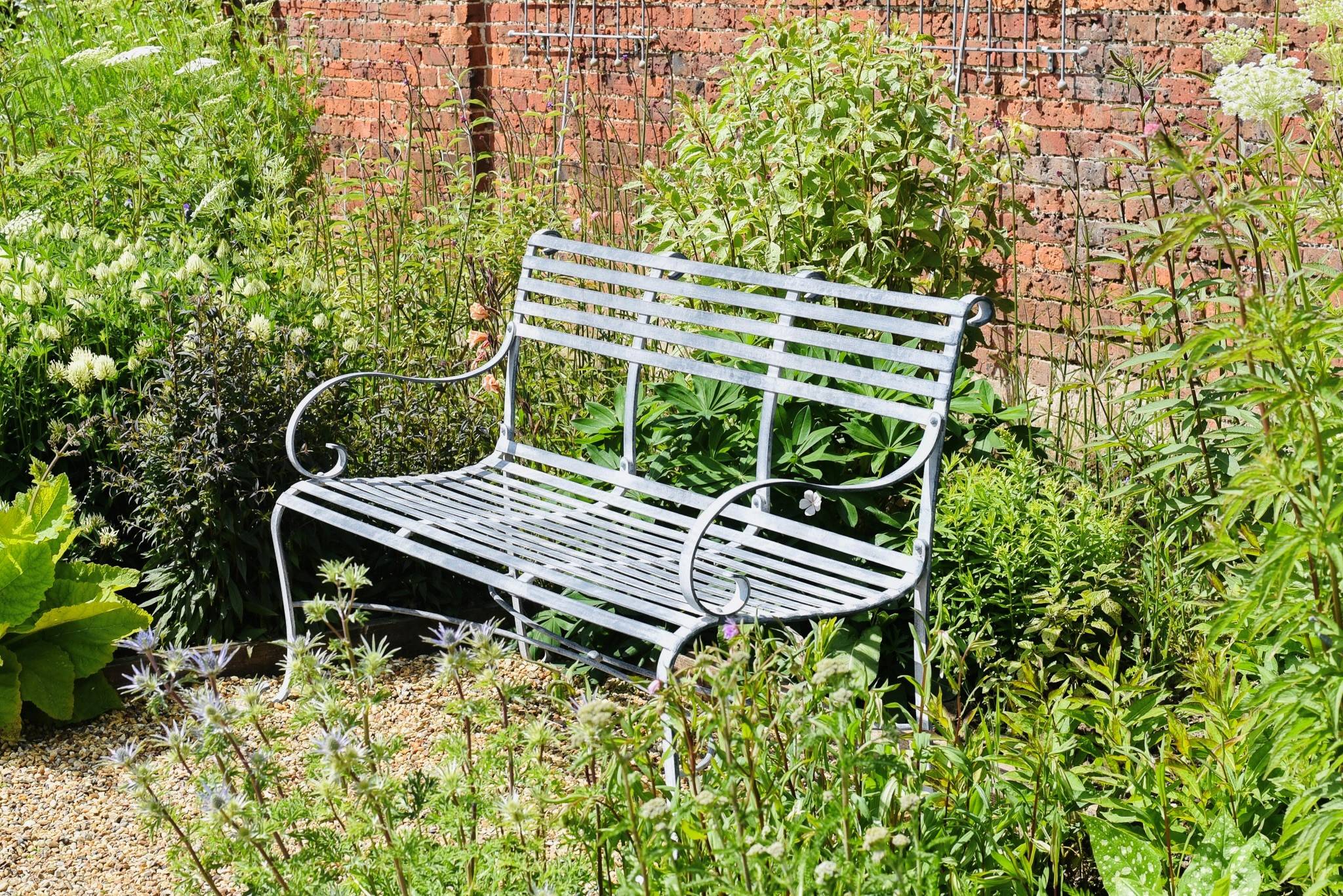 Hoveton bench 18