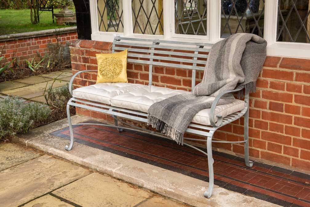 3 seater shop aluminium garden bench
